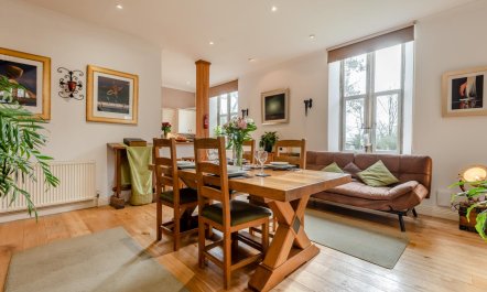3 Bed in East Stoke 1
