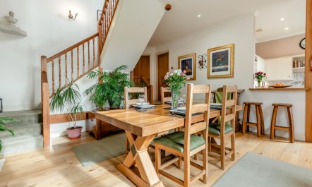 3 Bed in East Stoke 9