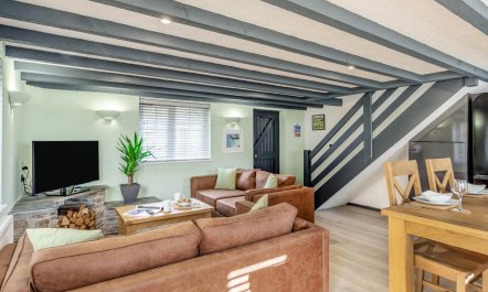 2 Bed in Looe 1
