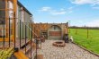 1 Bed in Trebullett 2