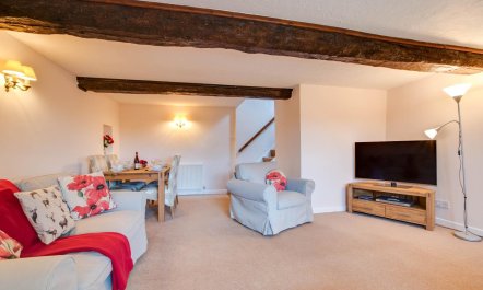 2 Bed in Bratton Fleming 3