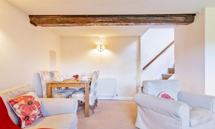 2 Bed in Bratton Fleming 2