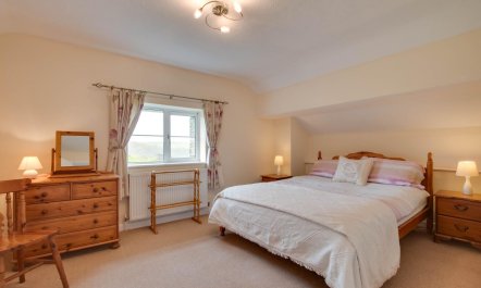 2 Bed in Bratton Fleming 8