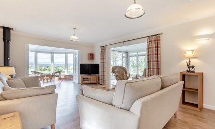 4 Bed in Hereford 3