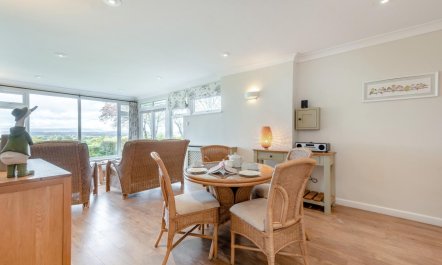 4 Bed in Hereford 6