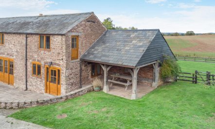 2 Bed in Hereford