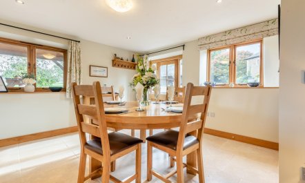 2 Bed in Hereford 2