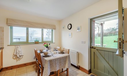 2 Bed in Golden Grove 6