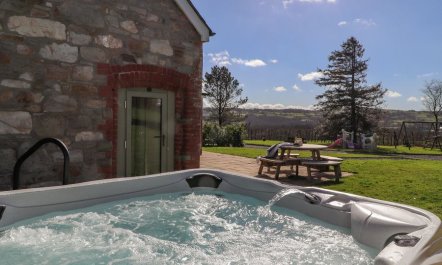 2 Bed in Golden Grove