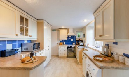 3 Bed in Seaview 4