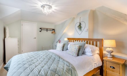 3 Bed in Seaview 9
