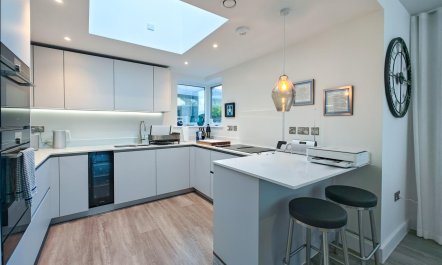 3 Bed in Constantine Bay 4