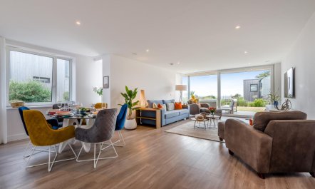 3 Bed in Constantine Bay 4