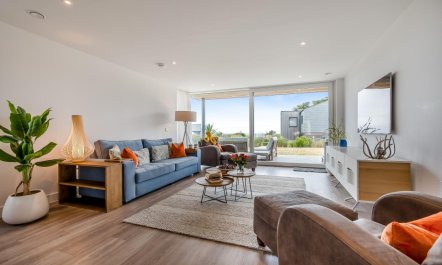 3 Bed in Constantine Bay 9