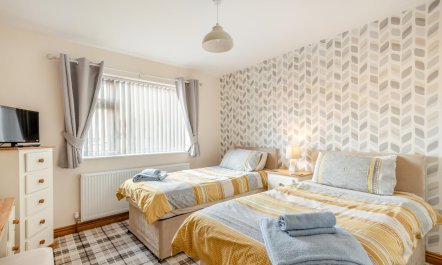 3 Bed in Chapel St. Leonards 9