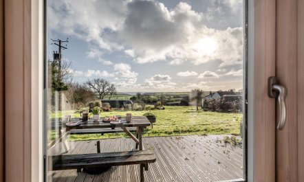 1 Bed in Widegates
