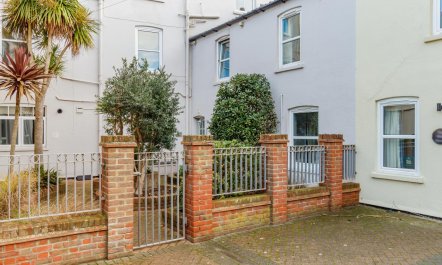 2 Bed in Southwold 3