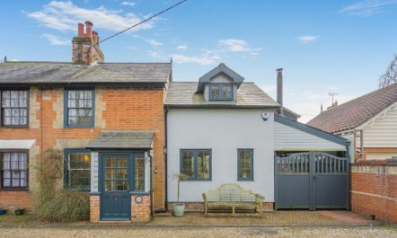 2 Bed in Chelmondiston 4