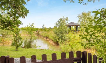 1 Bed in Westley Waterless 9
