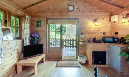 1 Bed in Westley Waterless 5