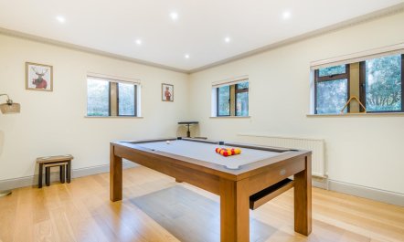 4 Bed in Old Sodbury 5