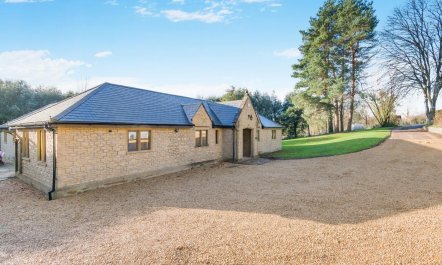 4 Bed in Old Sodbury 1