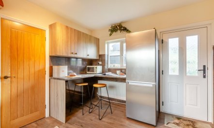 2 Bed in Renwick 7