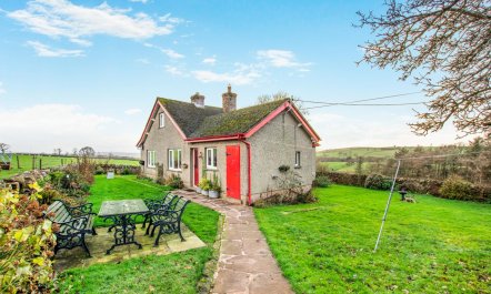 2 Bed in Renwick
