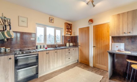 2 Bed in Renwick 6