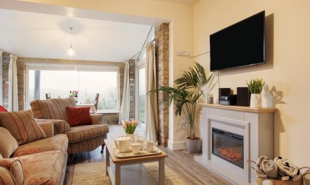 2 Bed in Golden Grove 6