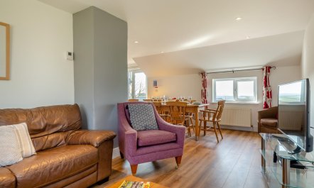 3 Bed in Marhamchurch 3