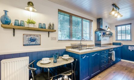 2 Bed in Wickhampton 3
