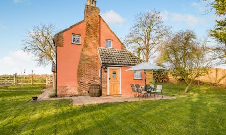 2 Bed in Wickhampton 5