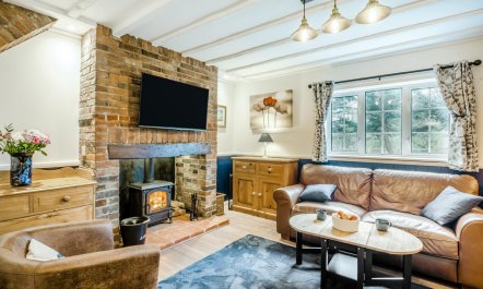 2 Bed in Wickhampton 2
