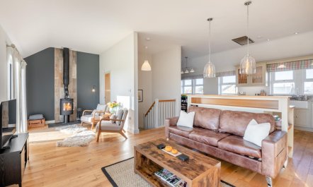 3 Bed in North Sunderland 2