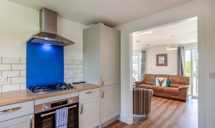 4 Bed in Marhamchurch 9