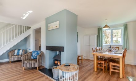 4 Bed in Marhamchurch 6