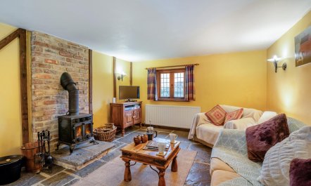 2 Bed in Ashburnham 5
