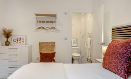 2 Bed in Bonchurch 9