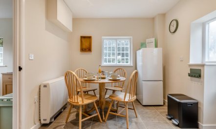 2 Bed in Holkham 9