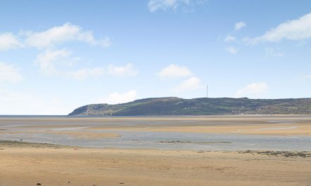 2 Bed in Benllech 9