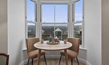 3 Bed in Aberdovey 1