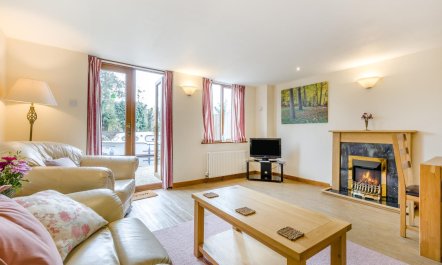 2 Bed in Smallburgh 4