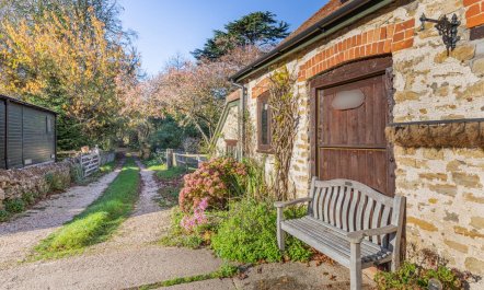 1 Bed in Langton Herring 5