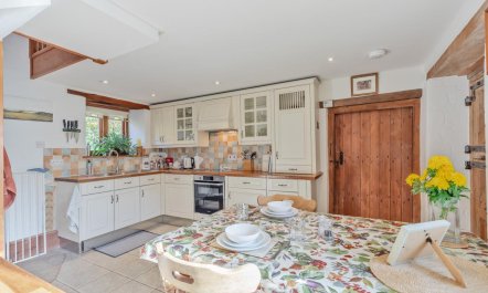1 Bed in Langton Herring 3