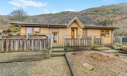 3 Bed in Tresaith 4