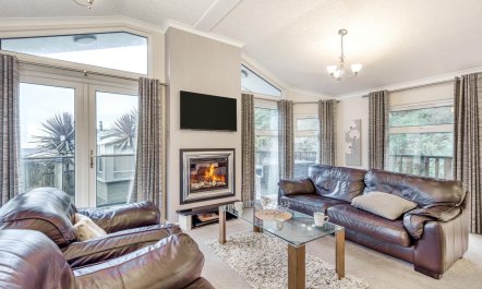 3 Bed in Tresaith 2