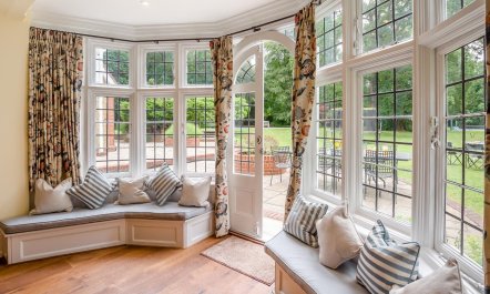 6 Bed in Haslemere 9