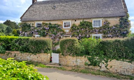 4 Bed in Powerstock 1