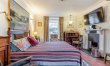 4 Bed in Powerstock 9
